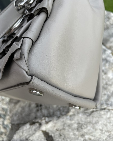 Kabelka dámská Michael Kors šedá s řasením